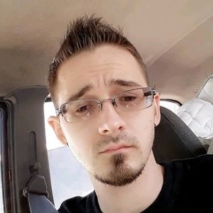 Meet your Posher, Thomas